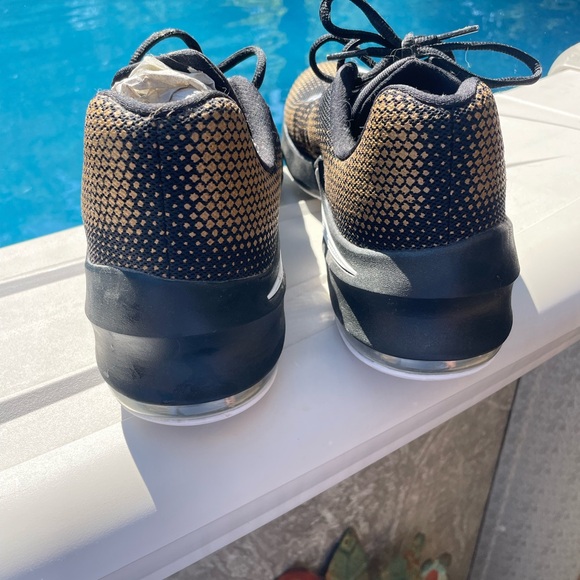 Nike Airmax Infuriate - Never Worn Us Men’s 11 - Picture 4 of 6